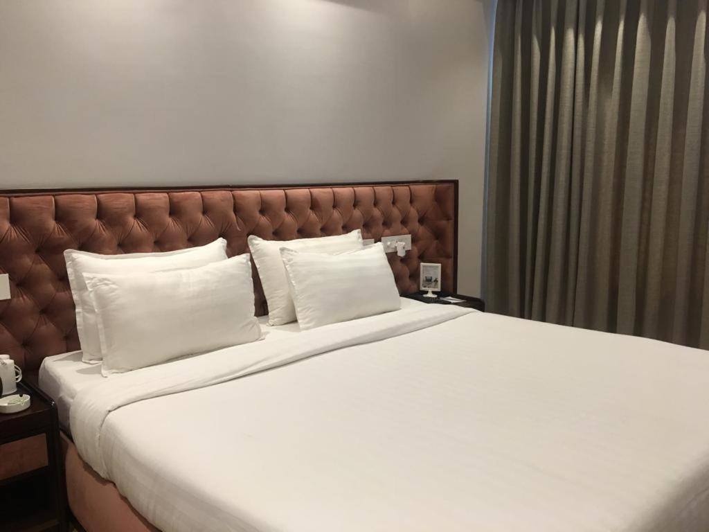 Hotel Accord Premier Raigarh Buitenkant foto