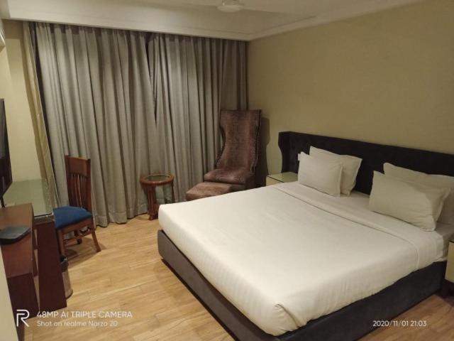 Hotel Accord Premier Raigarh Buitenkant foto