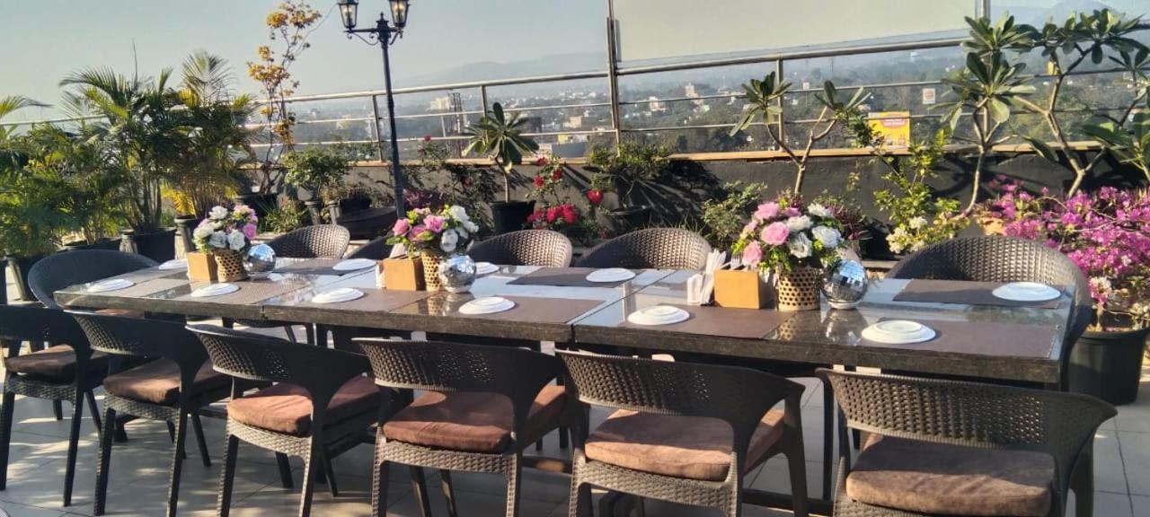 Hotel Accord Premier Raigarh Buitenkant foto
