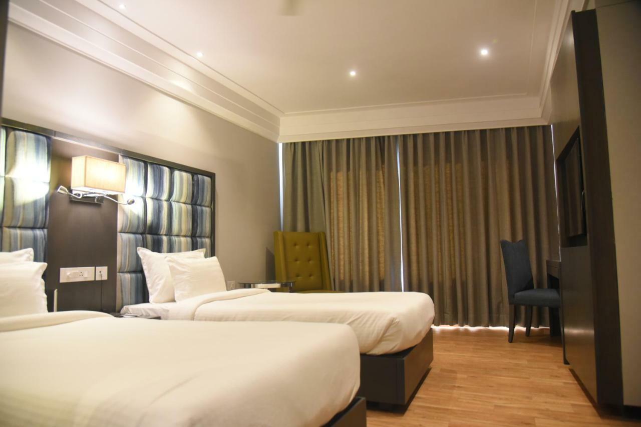 Hotel Accord Premier Raigarh Buitenkant foto