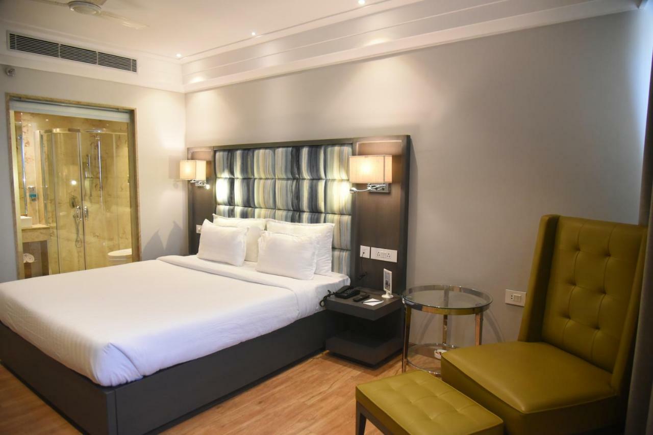 Hotel Accord Premier Raigarh Buitenkant foto