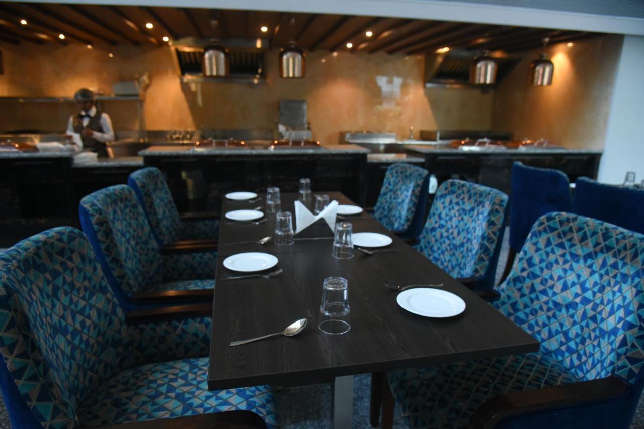 Hotel Accord Premier Raigarh Buitenkant foto
